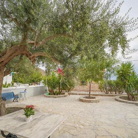 Oasis Ag Pantes Agioi Pandes