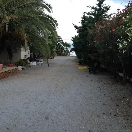 Oasis Ag Pantes Agioi Pandes